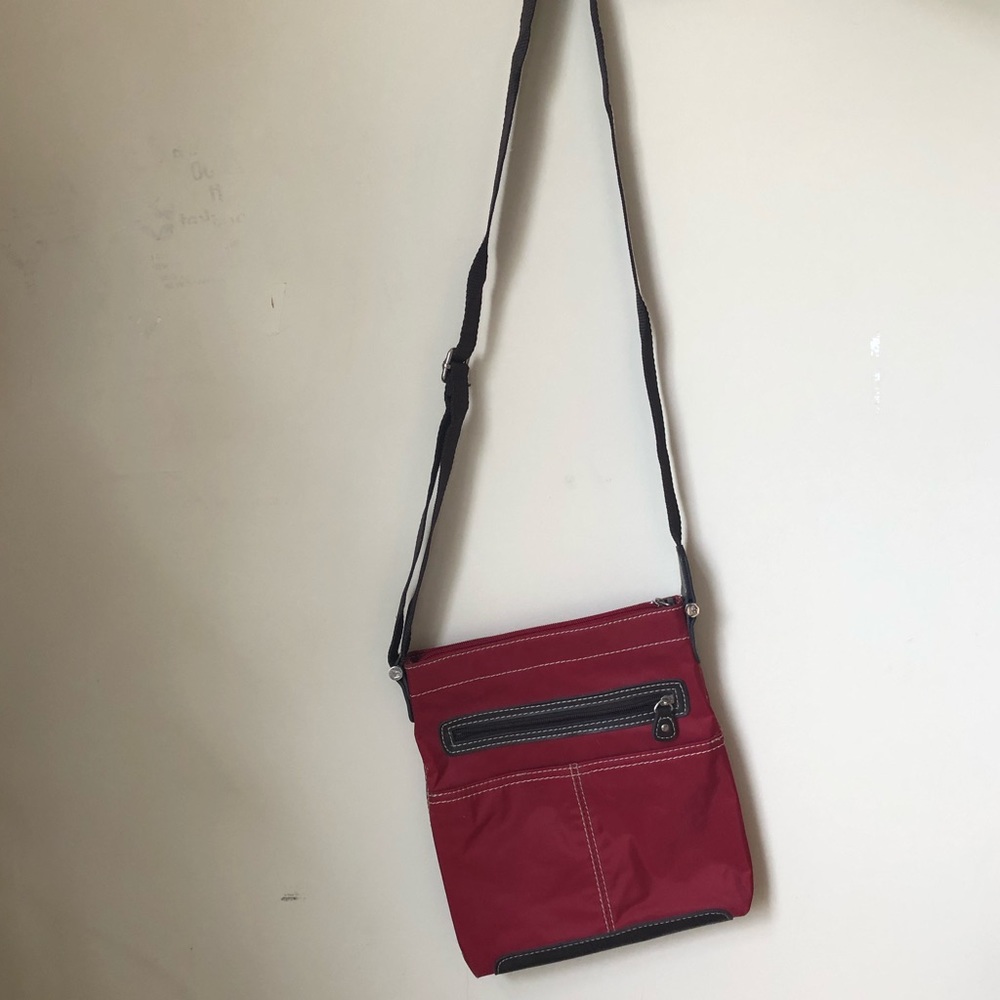 Lauren Conrad cross-over purse